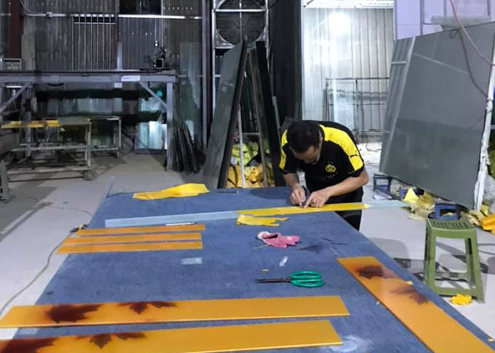 Xưởng kính moreglass